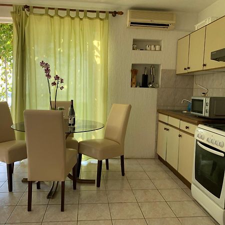 Apartments Jaca Banjol Bagian luar foto